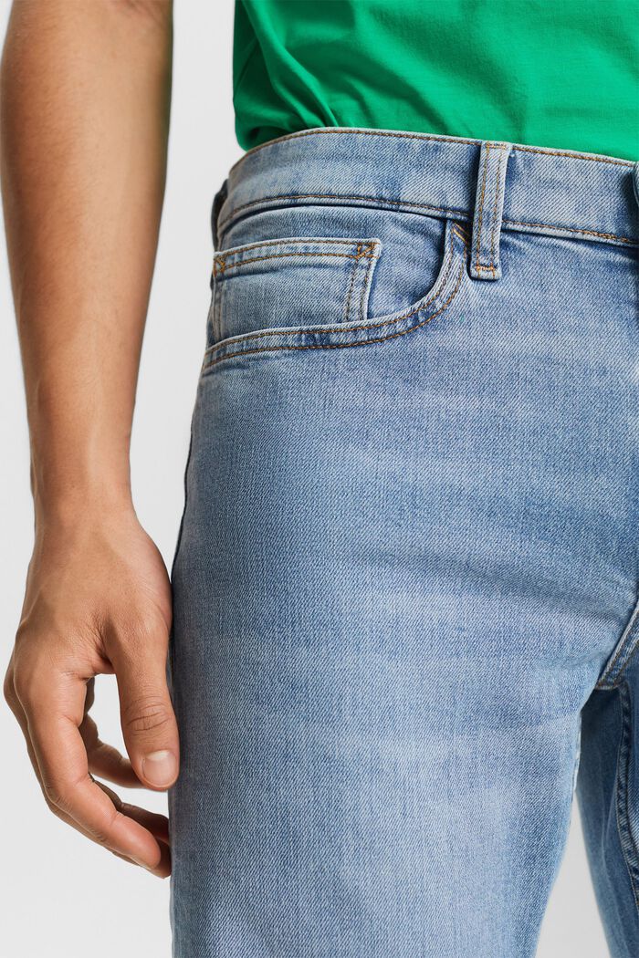 Mid-Rise Slim Tapered Jeans, BLUE LIGHT WASHED, detail image number 4