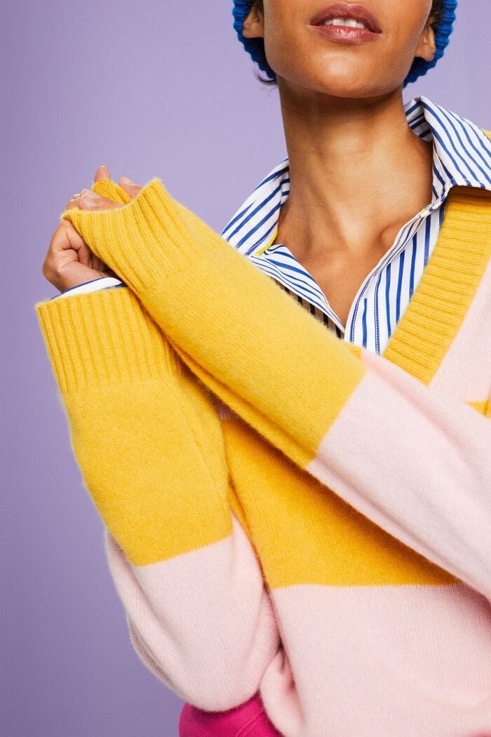 Cashmere V-Neck Rugby Stripe Sweater, YELLOW, detail image number 3