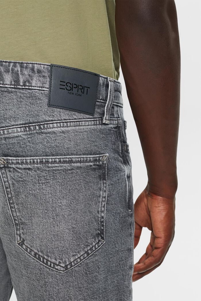 Mid-Rise Regular Tapered Jeans, GREY MEDIUM WASHED, detail image number 4