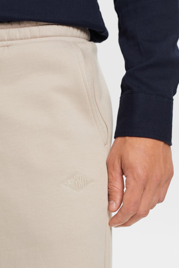 Joggers with logo stitching, PASTEL GREY, detail image number 2